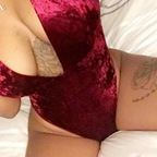 curvesandjello avatar
