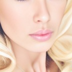 whostheblonde avatar